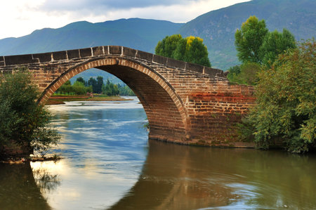 Shaxi Yujin bridge