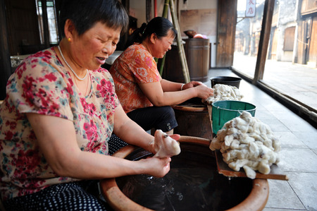 Wuzhen silk mill workshopのeditorial素材