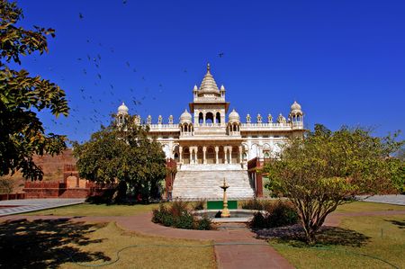 India; rajasthan; jaswant thada; a construction in white marble; a memorial building to singh IIの素材 [FY3102861792]