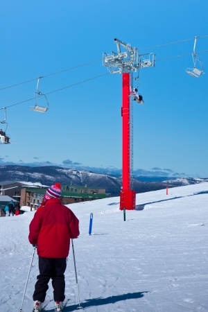 Melbourne, Australia - August 12, 2012: The pole of ski lift chair on Holiday In Mt Bullerのeditorial素材