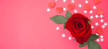 The image of a red heart and a red rose is a symbol of love in the Valentine's Festival, showing the solid love and sweetness in a loving family.  It's another important day. In February of every yearの写真素材