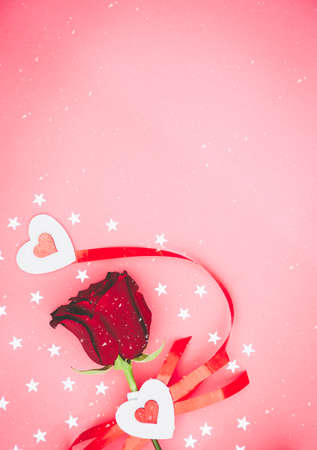 The image of a red heart and a red rose is a symbol of love in the Valentine's Festival, showing the solid love and sweetness in a loving family.  It's another important day. In February of every yearの写真素材