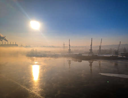 natural landscape with water. sunset and sunrise on the water. beautiful river. lake shore. reflection in the water. water flow. recreation on the shore of the reservoir.の写真素材