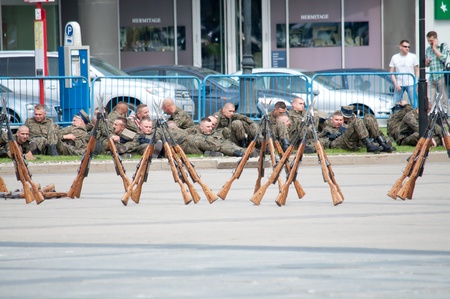 Warsaw, Poland - 20 August 2011 : soldiers during the drill on the square before Polish Army Dayのeditorial素材