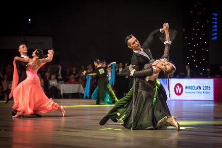 Wroclaw, Poland - May 14, 2016: An unidentified dance couple in dance pose during World Dance Sport Federation European Championship Standard Dance, on May 14 in Wroclaw, Polandのeditorial素材