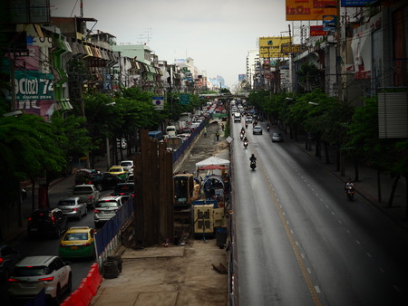 Bangkok,Thailand. On May 26 2018 traffic situation during under construction of BRT on Ladproa road. on the weekendのeditorial素材