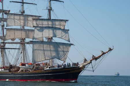 NORTH SEA, AMSTERDAM - AUGUST 2005: Tallship clipper Stad Amsterdam at sea, Sail Out Parade of Sail Amsterdam 2005, Netherlandsのeditorial素材