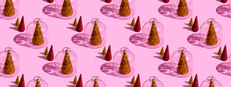 Christmas tree under glass on a pink background. Christmas concepts with copy space. New year and christmas concept in quarantine. Quarantine sample. Bannerの写真素材