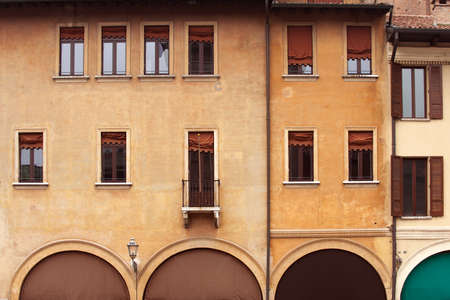 Colorful houses in downtown Mantua, Nothern Italyの写真素材