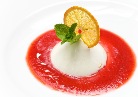 Milk jelly with citron and raspberry dressing