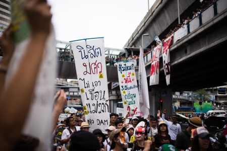 BANGKOK - September 22   Protester s sign showing as Stop EHIA campaign at Pathum Wan Intersection in Bangkok, Thailand のeditorial素材