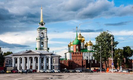 Tula, Russia - June 22, 2017: Assumption Cathedral and Tula Kremlin wall on the Lenin squareのeditorial素材