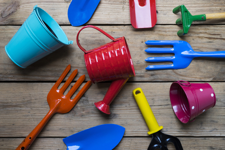 Gardening tools on wood tableの写真素材