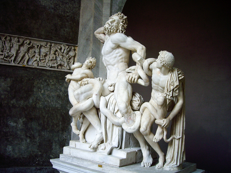 Laocoonte, Cortile Ottadono, Museo Pio-Clementino, Vatican Museums, Vatican Cityのeditorial素材