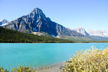 Canadian Rockies, waterfowl Lake in Autumnの写真素材