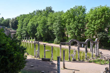 Villa Adriana (Tivoli, Italy) - Pool named Canopus surrounded by statuesの写真素材