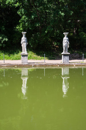 Villa Adriana (Tivoli, Italy) - Caryatid at the side of pool named Canopus (without sky)のeditorial素材
