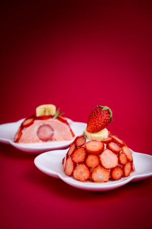 Strawberry Mousse Domes cake.の写真素材
