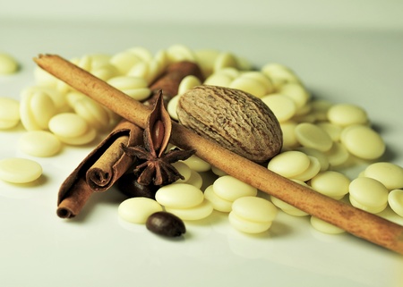 White chocolate chips with whole spicesの写真素材