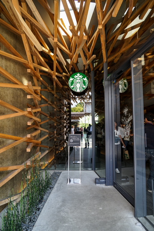 Dazaifu, Japan - May 14, 2017 :Beautiful entrance of iconic Starbucks coffee store in Dazaifu with brand logo, design by Kengo Kuma, famous Japanese architect, Dazaifu, Fukuoka, Kyushu, Japanのeditorial素材