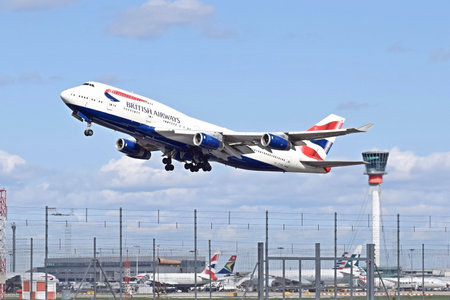 A British Airways Boeing 747-400 taking off at London Heathrow Airport