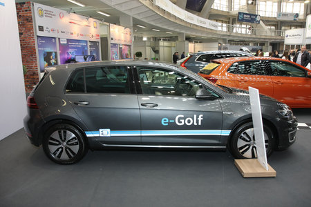 BELGRADE,SERBIA-MARCH 27,2018: Volkswagen e-Golf at DDOR BG Car Show 06のeditorial素材