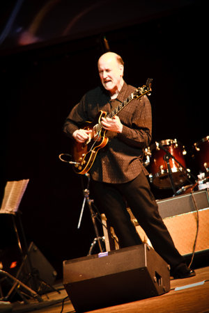 KHARKOV, UKRAINE - APRIL 15: John Scofield Quartet play on scene on April 15, 2010 in ZaJazz Festival, Kharkov, Ukraine.のeditorial素材