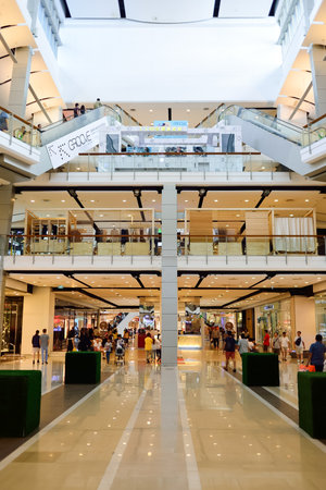BANGKOK, THAILAND - JUNE 20, 2015: shopping center interior. Shopping malls and department stores such as Siam Paragon, Central World Plaza, Emperium, Gaysorn and Central Chidlom become shopping Mecca for shopaholicsのeditorial素材