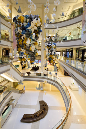 BANGKOK, THAILAND - JUNE 21, 2015: shopping center interior. Shopping malls and department stores such as Siam Paragon, Central World Plaza, Emperium, Gaysorn and Central Chidlom become shopping Mecca for shopaholicsのeditorial素材