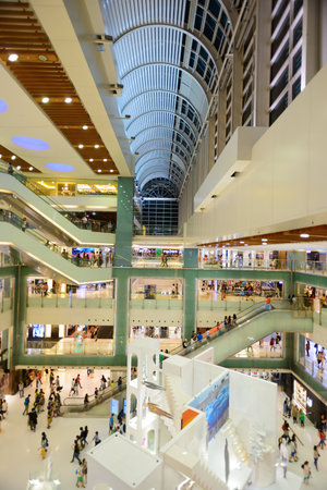 HONG KONG - MAY 17, 2015: New Town Plaza interior. New Town Plaza is a shopping mall in the town centre of Sha Tin in Hong Kong. Developed by Sun Hung Kai Properties.のeditorial素材