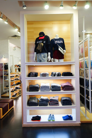 SHENZHEN, CHINA - OCTOBER 15, 2015: shopping store interior. Shenzhen excellent shopping choices and offers tourists great shopping opportunities.のeditorial素材