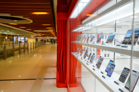 HONG KONG - NOVEMBER 02, 2015: SmarTone store in New Town Plaza. SmarTone Telecommunications Holdings Limited is a wireless communications carrier with operating subsidiaries in Hong Kong and Macauのeditorial素材