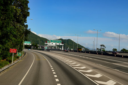 HONG KONG - JUNE 04, 2015: streets of Hong Kong. Hong Kong, is an autonomous territory on the southern coast of China at the Pearl River Estuary and the South China Seaのeditorial素材