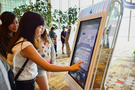 SINGAPORE - NOVEMBER 04, 2015: The Social Tree at Changi Airport. The Social Tree is avant-garde memory capsule, Changi's largest interactive installationのeditorial素材