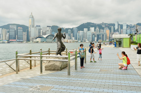 HONG KONG - MAY 06, 2015: Bruce Lee statue on The Avenue of Stars in Hong Kong. Avenue of Stars honours celebrities of the Hong Kong film industry.のeditorial素材