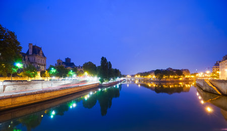 PARIS - SEP 05: Paris at night on September 05, 2014 in Paris, France. Paris, aka City of Love, is a popular travel destination and a major city in Europeのeditorial素材