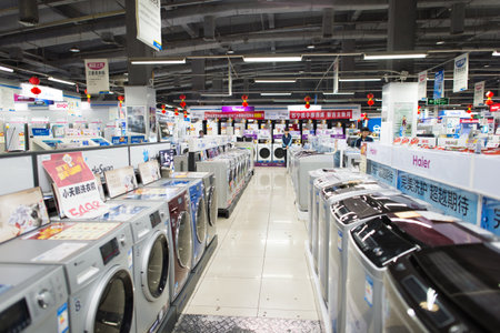 SHENZHEN, CHINA - JAN 19: shopping center interior in ShenZhen on January 19, 2015. ShenZhen is regarded as one of the most successful Special Economic Zones.のeditorial素材