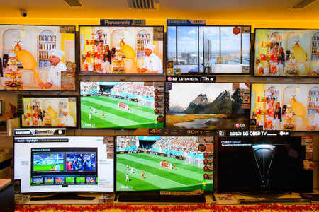 HONG KONG, CHINA - FEBRUARY 04, 2015: shopping center interior. In Hong Kong a wide selection of clothing boutiques, designer flagship stores, restaurants, daily shows and exhibitionsのeditorial素材