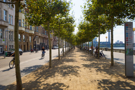 DUSSELDORF - SEP 16: Dusseldorf streets on September 16, 2014 in Dusseldorf, Germany. Dusseldorf is the capital city of the German state of North Rhine-Westphalia and centre of the Rhine-Ruhr metropolitan region with a population of 11 million people.のeditorial素材