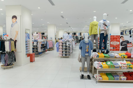 SHENZHEN, CHINA-APRIL 13: shopping store in ShenZhen on April 13, 2014 in Shenzhen, China. ShenZhen is regarded as one of the most successful Special Economic Zones.のeditorial素材