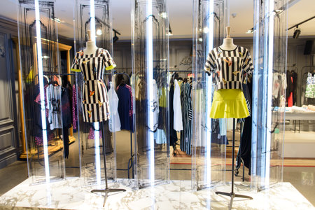 HONG KONG-APRIL 21: shopping store on April 21, 2014 in Hong Kong. In Hong Kong a wide selection of clothing boutiques, designer flagship stores, restaurants, and even daily shows and exhibitionsのeditorial素材