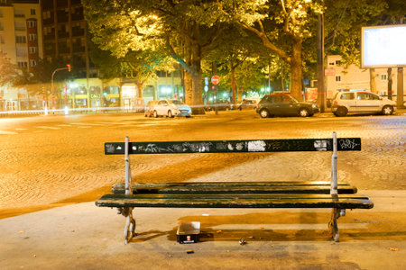 PARIS - SEP 06: Paris at night on September 06, 2014 in Paris, France. Night Paris have magic atmosphere without which any trip to Paris would be incompleteのeditorial素材