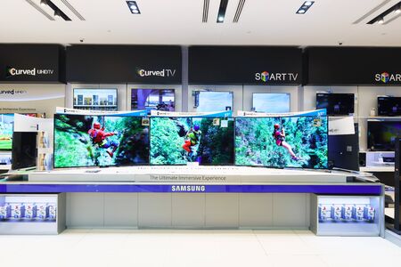 DUBAI - OCTOBER 15: gadgets and electronics devices shop in the Dubai Mall on October 15, 2014 in Dubai, UAE. The Dubai Mall located in Dubai, it is part of the 20-billion-dollar Downtown Dubai complex, and includes 1,200 shops.のeditorial素材