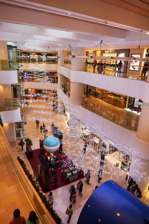 HONG KONG - DECEMBER 25, 2015:  interior of shopping mall in Hong Kong. Hong Kong shopping malls are some of the biggest and most impressive in the worldのeditorial素材