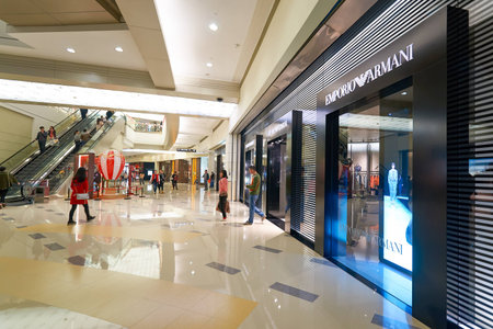 SHENZHEN, CHINA - FEBRUARY 05, 2016: interior of MixC Shopping Mall. MixC Shopping Mall is a large shopping mall located on No.1881, Bao'an Nan Road, Luohu District, ShenZhen, China.のeditorial素材