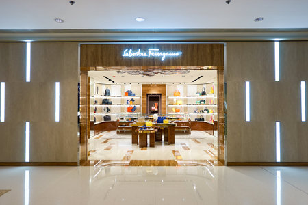HONG KONG - JANUARY 27, 2016:entry way of Salvatore Ferragamo store at Elements Shopping Mall. Elements is a large shopping mall located on 1 Austin Road West, Tsim Sha Tsui, Kowloon, Hong Kongのeditorial素材