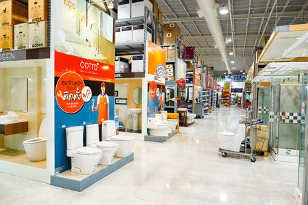 PATTAYA, THAILAND - FEBRUARY 24, 2016: inside HomePro store. The store provide advice and facilities for installation and maintenance of a wide range of domestic featuresのeditorial素材