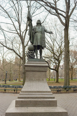 NEW YORK - CIRCA MARCH 2016: Central Park in March. Central Park is an urban park in middle-upper Manhattan, within New York City.のeditorial素材