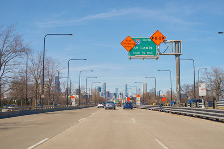 CHICAGO, IL - MARCH 25, 2016: Chicago traffic in the daytime. Chicago is the third most populous city in the United States.のeditorial素材