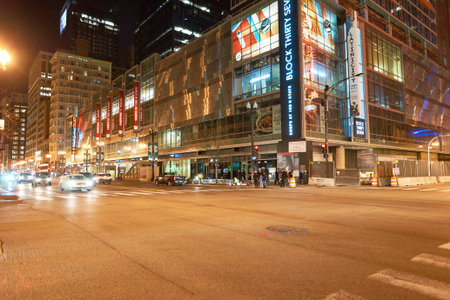 CHICAGO, IL - CIRCA MARCH, 2016: Chicago at night time. Chicago is the third most populous city in the United States.のeditorial素材